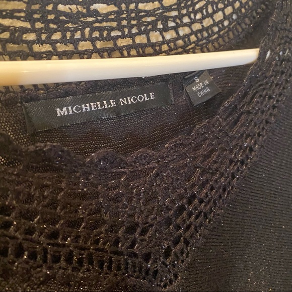 Michelle Nicole Lace Long-Sleeve Top - Picture 4 of 7